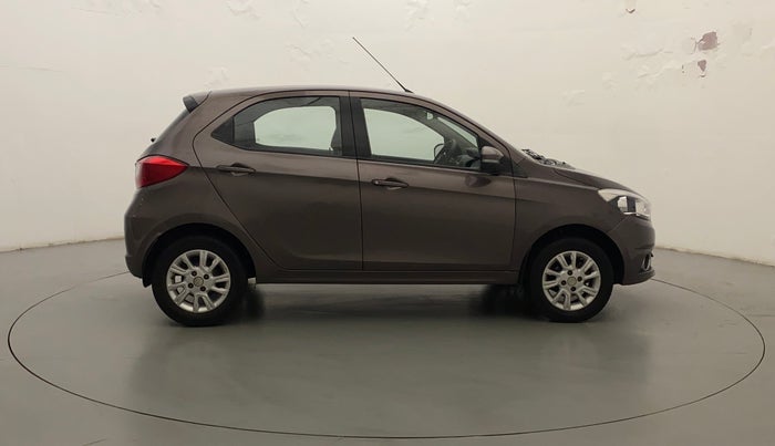 2016 Tata Tiago XZ PETROL, Petrol, Manual, 58,501 km, Right Side