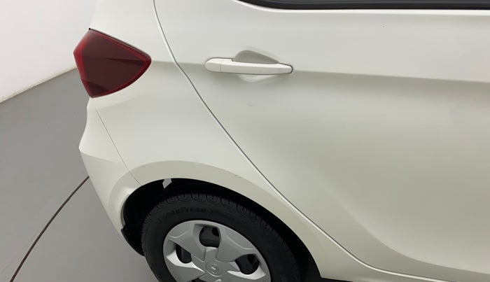 2021 Tata Tiago XT PETROL, Petrol, Manual, 6,402 km, Right quarter panel - Slightly dented