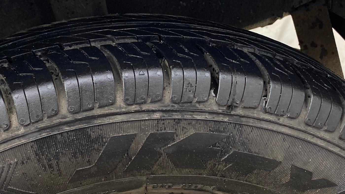2019 Datsun Redi Go S, Petrol, Manual, 1,21,638 km, Left Rear Tyre Tread