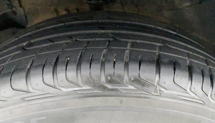 2019 Tata NEXON XZA + 1.2 PETROL A/T, Petrol, Automatic, 26,903 km, Right Rear Tyre Tread
