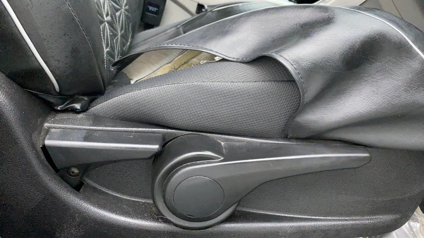 2019 Tata NEXON XZA + 1.2 PETROL A/T, Petrol, Automatic, 26,903 km, Driver Side Adjustment Panel