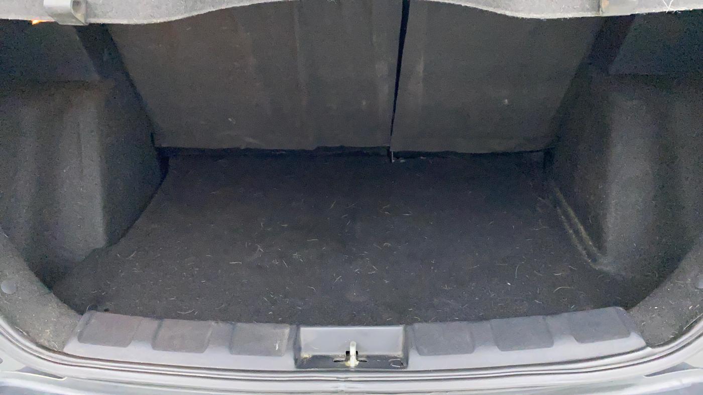 2019 Tata NEXON XZA + 1.2 PETROL A/T, Petrol, Automatic, 26,903 km, Boot Inside