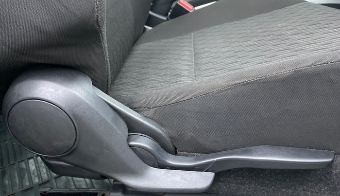 2018 Maruti Baleno ZETA 1.2 K12, Petrol, Manual, 22,778 km, Driver Side Adjustment Panel