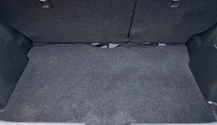 2018 Maruti Baleno ZETA 1.2 K12, Petrol, Manual, 22,778 km, Boot Inside