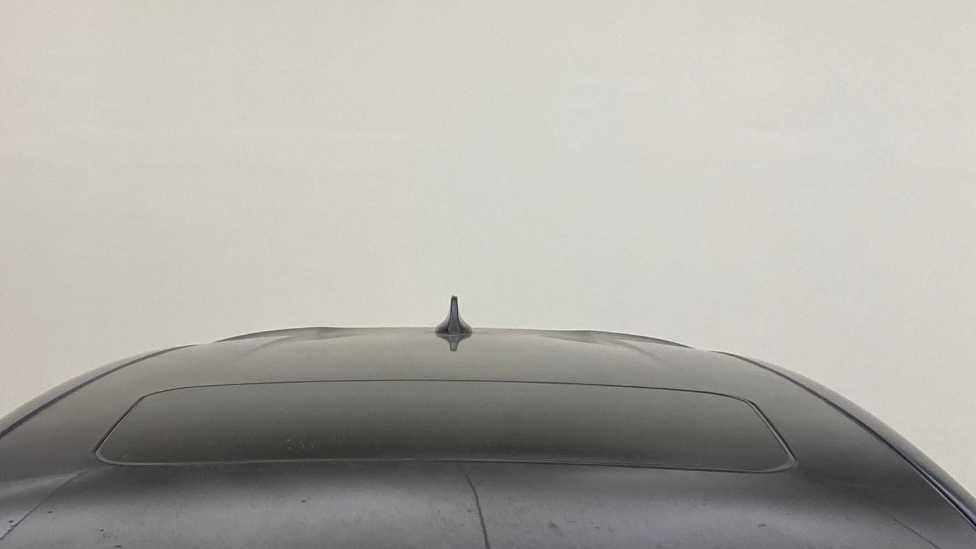 2023 Tata ALTROZ XZ + SUNROOF, Petrol, Manual, 31,000 km, Moonroof/ Sunroof