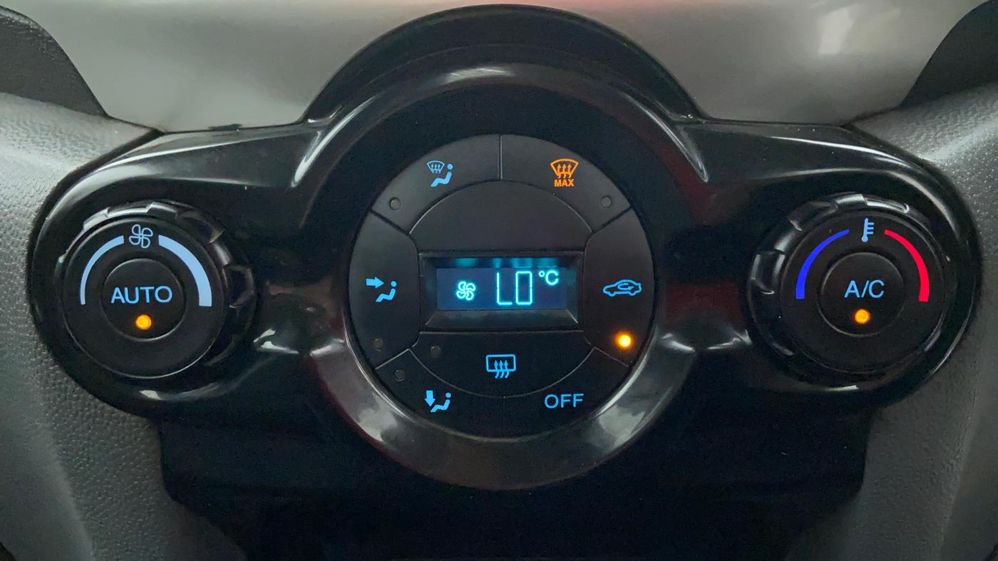 2014 Ford Ecosport 1.5 TITANIUMTDCI OPT, Diesel, Manual, Automatic Climate Control