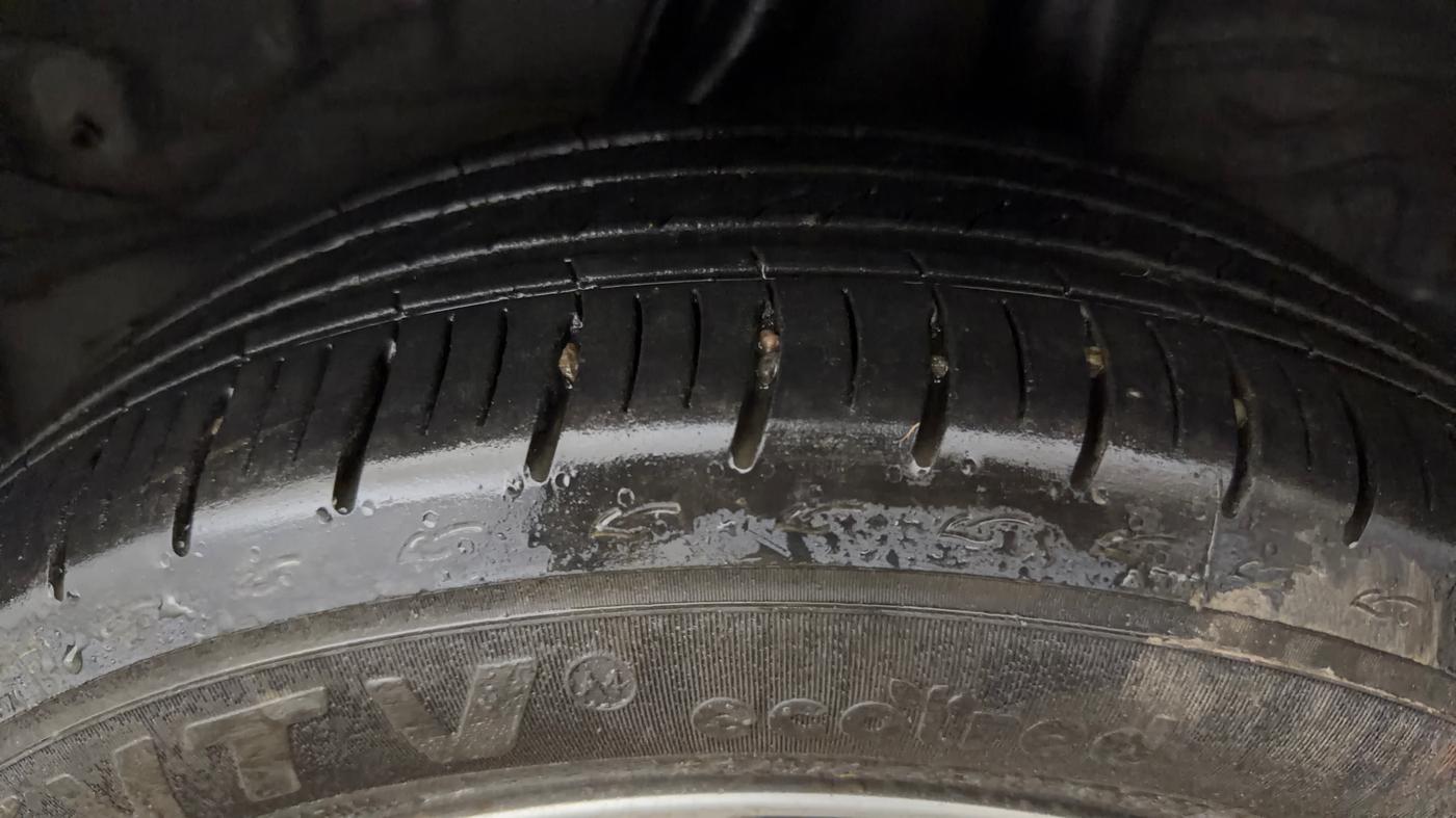 2025 Honda Amaze 1.2L I-VTEC VX CVT, Petrol, Automatic, 6,103 km, Left Rear Tyre Tread