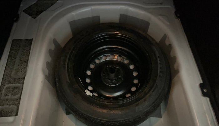 2024 Volkswagen VIRTUS HIGHLINE TSI 1.0 MT, Petrol, Manual, 55,152 km, Spare Tyre