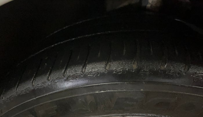 2024 Volkswagen VIRTUS HIGHLINE TSI 1.0 MT, Petrol, Manual, 55,152 km, Left Front Tyre Tread