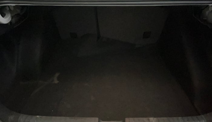 2024 Volkswagen VIRTUS HIGHLINE TSI 1.0 MT, Petrol, Manual, 55,152 km, Boot Inside