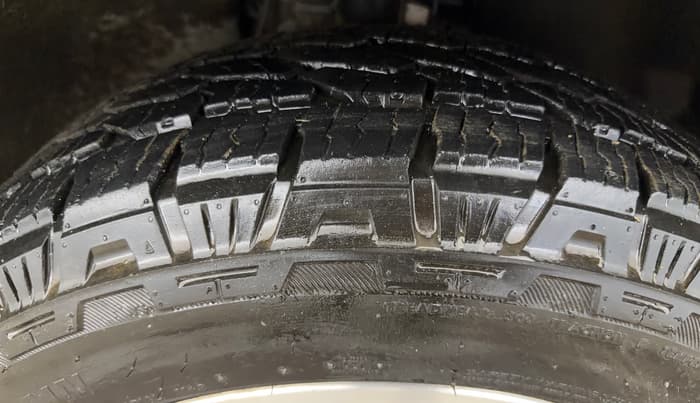 2021 Tata Safari XZA PLUS 6S, Diesel, Automatic, 82,863 km, Right Front Tyre Tread