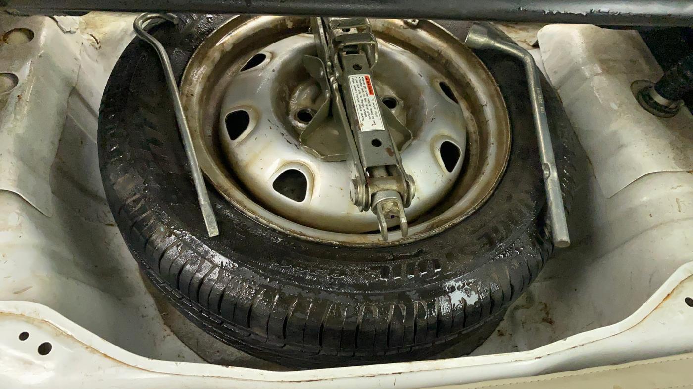 2019 Maruti Alto K10 LXI CNG, CNG, Manual, 66,411 km, Spare Tyre