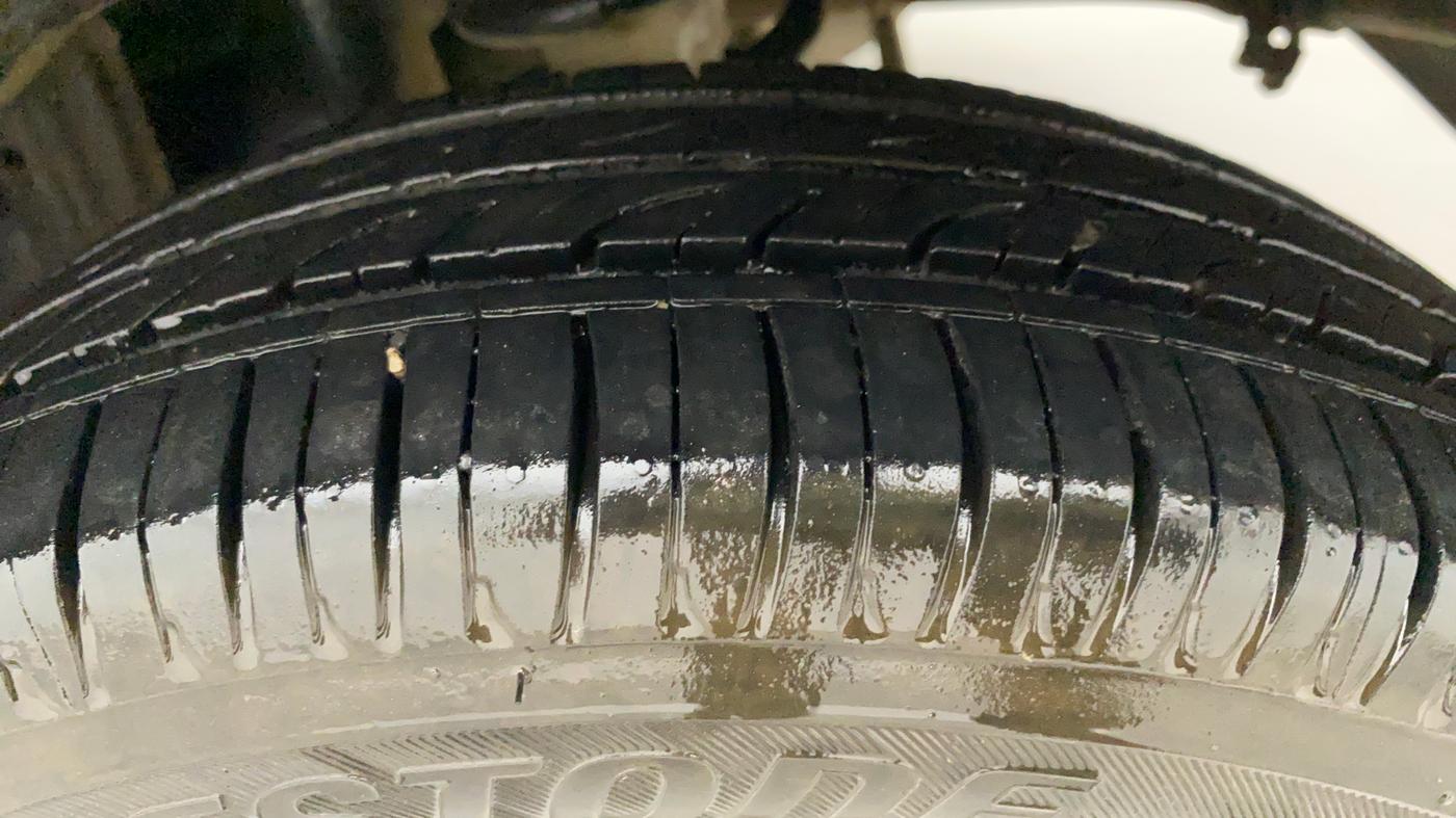 2019 Maruti Alto K10 LXI CNG, CNG, Manual, 66,411 km, Left Rear Tyre Tread