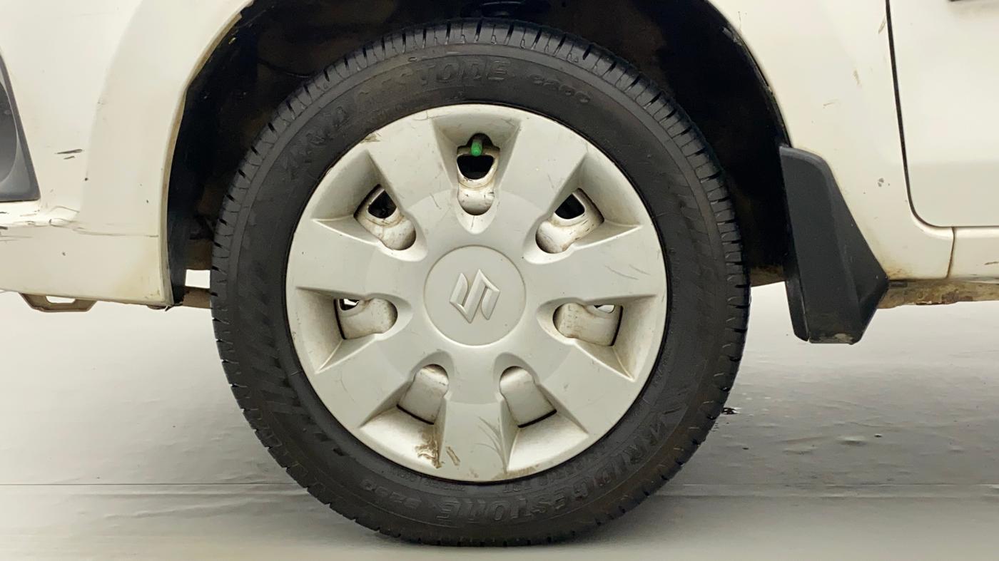 2019 Maruti Alto K10 LXI CNG, CNG, Manual, 66,411 km, Left Front Wheel
