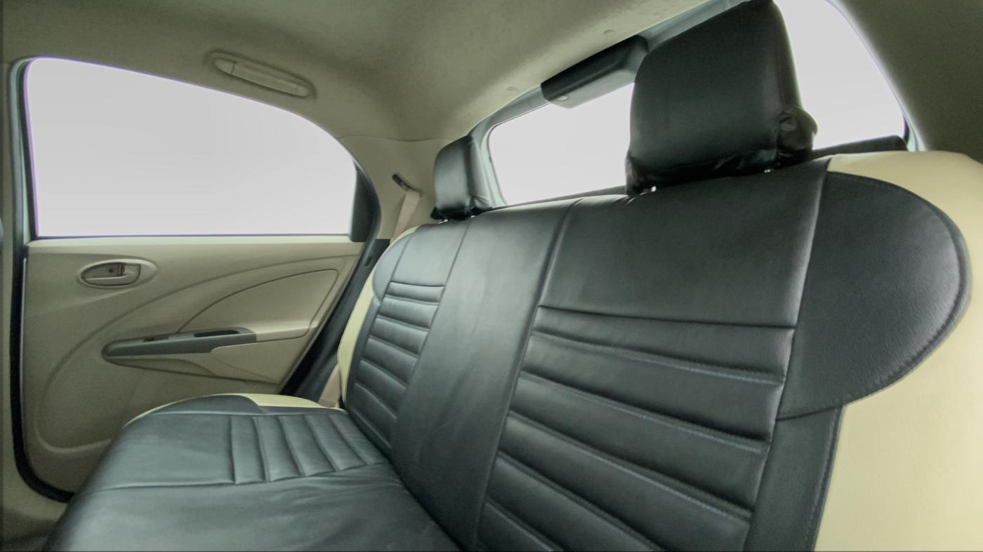 2014 Toyota Etios Liva G, Petrol, Manual, 18,080 km, Right Side Rear Door Cabin