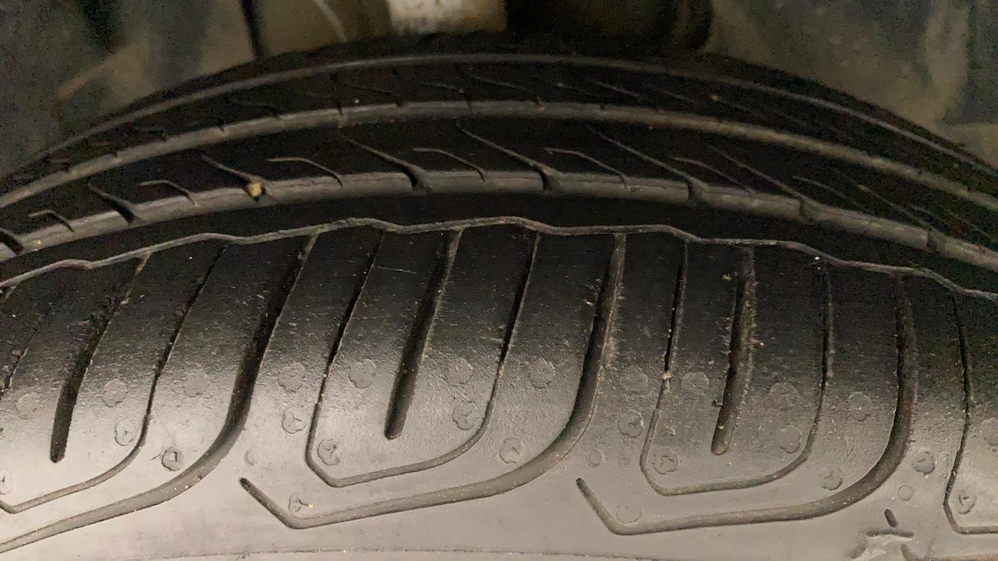 2022 Tata ALTROZ XZA PLUS, Petrol, Automatic, 12,156 km, Right Front Tyre Tread
