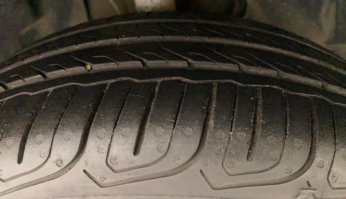 2022 Tata ALTROZ XZA PLUS, Petrol, Automatic, 12,156 km, Right Front Tyre Tread