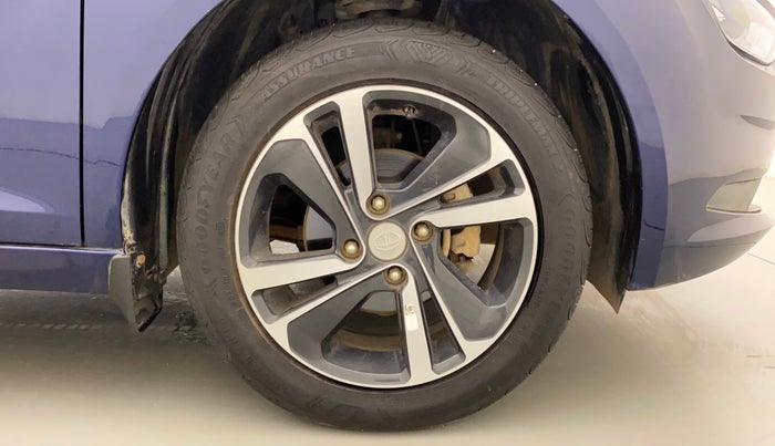 2022 Tata ALTROZ XZA PLUS, Petrol, Automatic, 12,156 km, Right Front Wheel