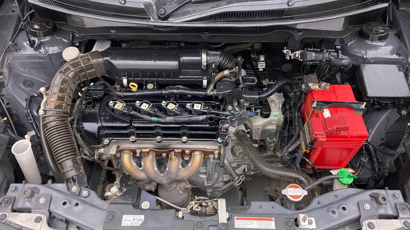 2018 Maruti Dzire VXI AMT, Petrol, Automatic, 39,461 km, Open Bonet