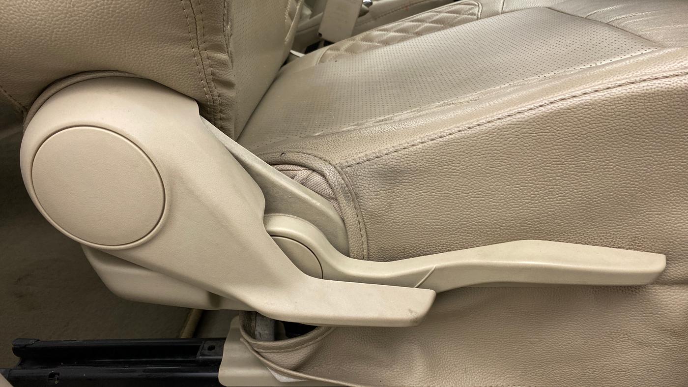 2018 Maruti Dzire VXI AMT, Petrol, Automatic, 39,461 km, Driver Side Adjustment Panel