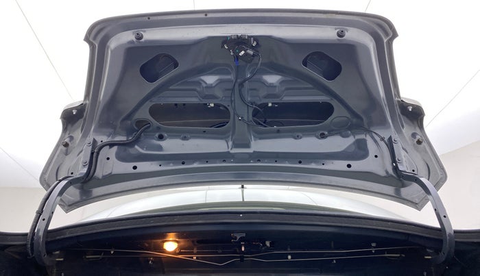 2018 Maruti Dzire VXI AMT, Petrol, Automatic, 39,461 km, Boot Door Open