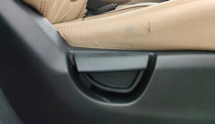 2019 Hyundai NEW SANTRO SPORTZ CNG, CNG, Manual, 80,557 km, Driver Side Adjustment Panel