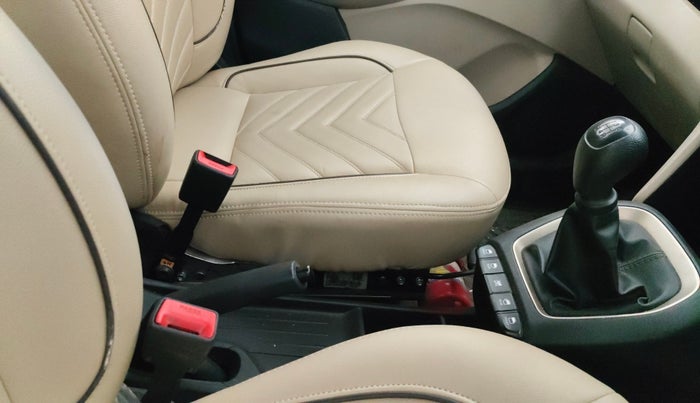 2019 Hyundai NEW SANTRO SPORTZ CNG, CNG, Manual, 80,557 km, Gear Lever