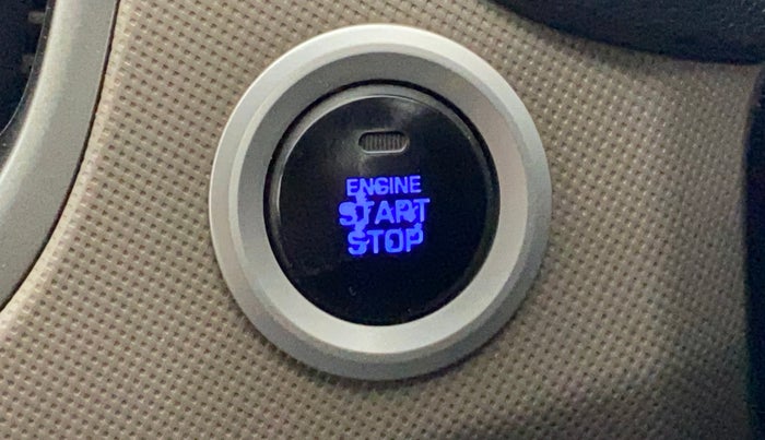 2016 Hyundai Creta SX PLUS 1.6 PETROL, Petrol, Manual, 1,20,527 km, Keyless Start/ Stop Button