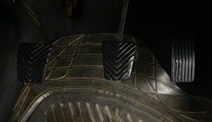 2016 Hyundai Creta SX PLUS 1.6 PETROL, Petrol, Manual, 1,20,527 km, Pedals