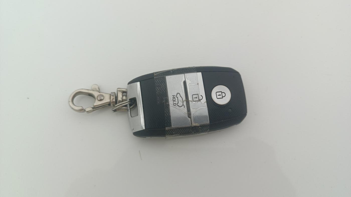 2020 KIA SELTOS GTX PLUS 1.4 PETROL, Petrol, Manual, 1,16,925 km, Key Close Up