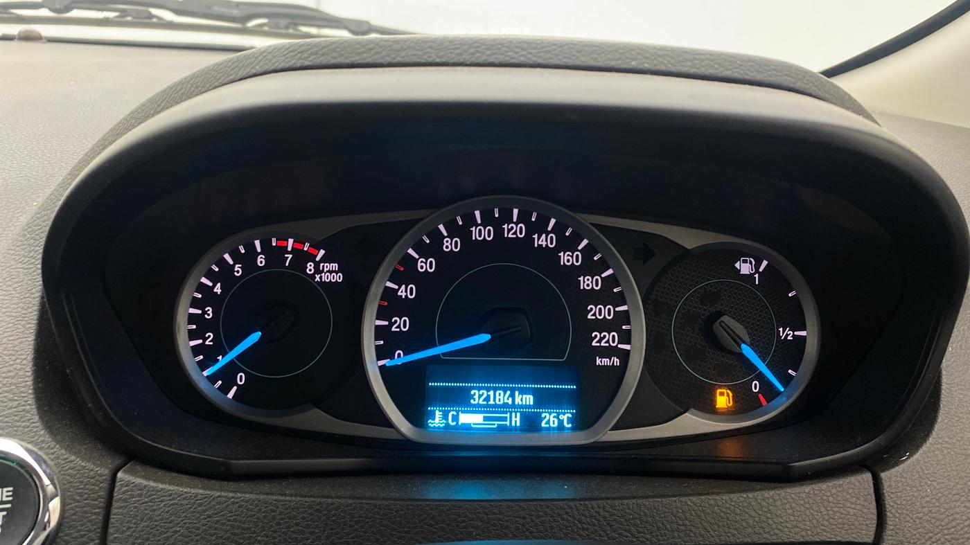 2019 Ford New Figo TITANIUM 1.2 PETROL MT, Petrol, Manual, 32,183 km, Odometer Image