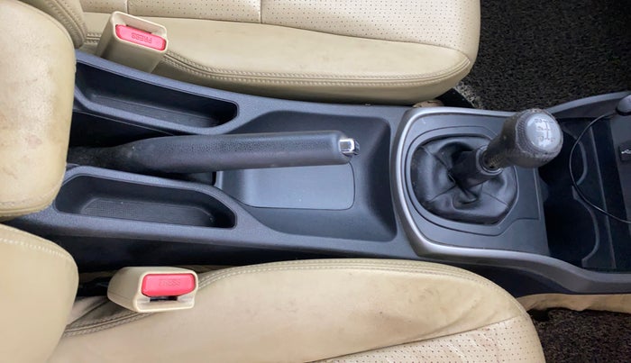 2019 Honda City 1.5L I-VTEC ZX, Petrol, Manual, 50,981 km, Gear Lever