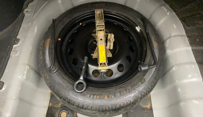 2014 Hyundai Verna FLUIDIC 1.6 VTVT SX, Petrol, Manual, 69,505 km, Spare Tyre