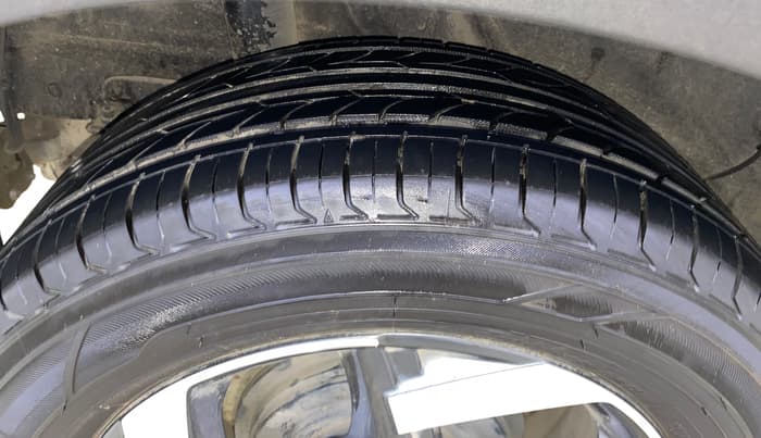 2019 Hyundai VENUE SX PLUS 1.0 TURBO DCT, Petrol, Automatic, 48,572 km, Right Rear Tyre Tread