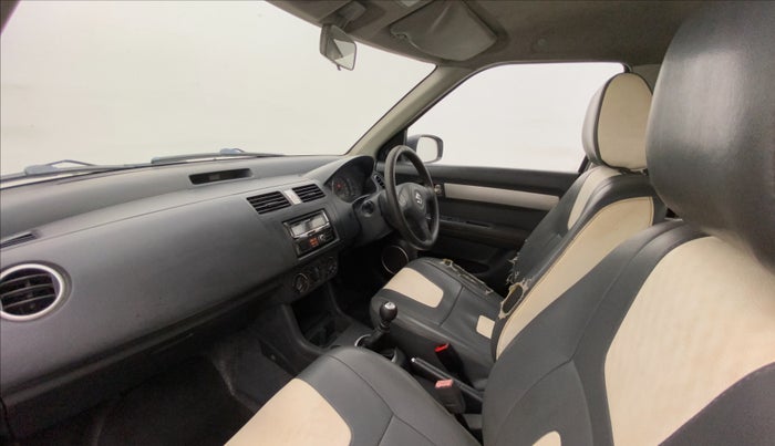 2011 Maruti Swift VXI, Petrol, Manual, 1,32,749 km, Right Side Front Door Cabin
