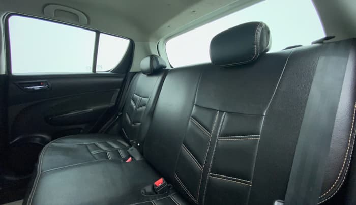 2015 Maruti Swift VDI ABS, Diesel, Manual, 44,227 km, Right Side Rear Door Cabin