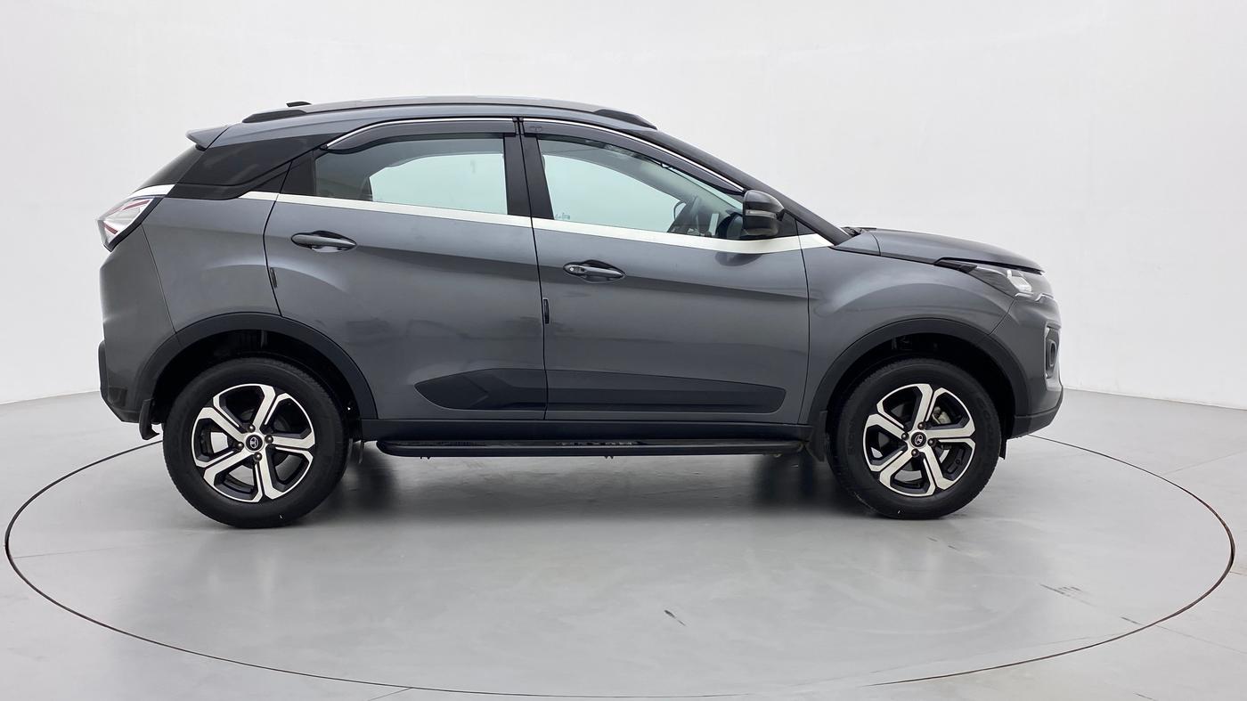 2021 Tata NEXON XZ+ SUNROOF 1.2 RTN, Petrol, Manual, 5,314 km, Right Side View