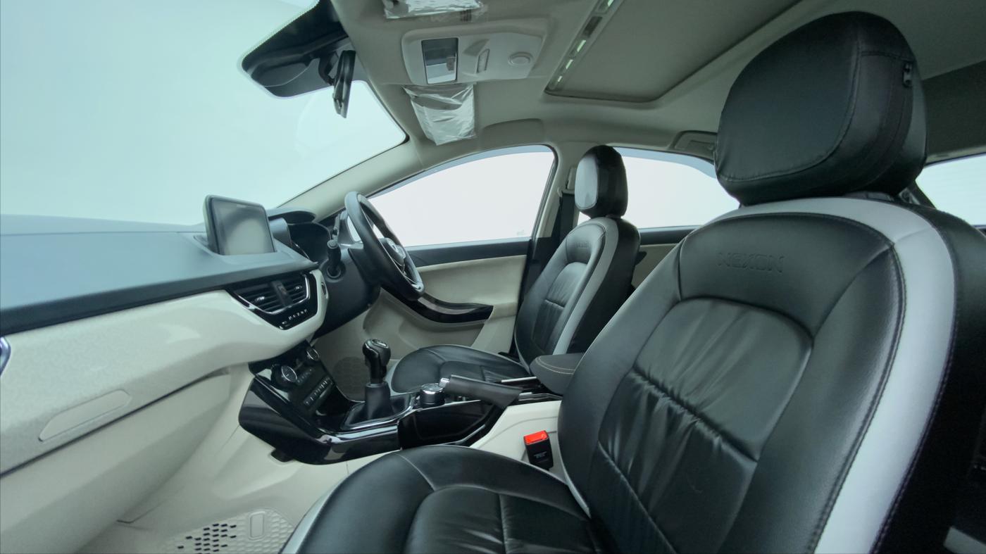 2021 Tata NEXON XZ+ SUNROOF 1.2 RTN, Petrol, Manual, 5,314 km, Right Side Front Door Cabin