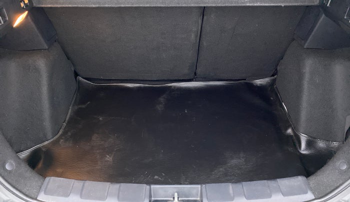 2021 Tata NEXON XZ+ SUNROOF 1.2 RTN, Petrol, Manual, 5,314 km, Boot Inside