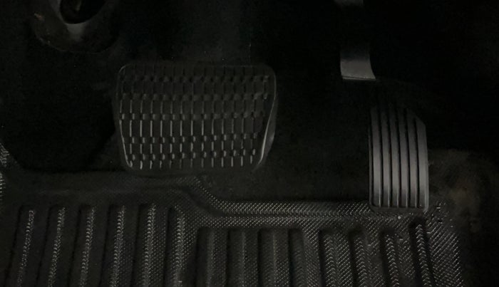 2020 Tata NEXON XZA PLUS SUNROOF PETROL, Petrol, Automatic, 39,033 km, Pedals