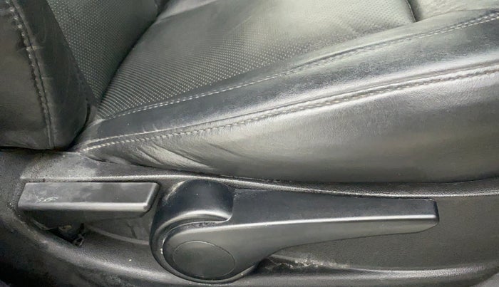 2019 Tata Tiago XZ DIESEL, Diesel, Manual, 29,229 km, Driver Side Adjustment Panel