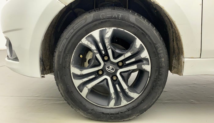 2019 Tata Tiago XZ DIESEL, Diesel, Manual, 29,229 km, Left Front Wheel