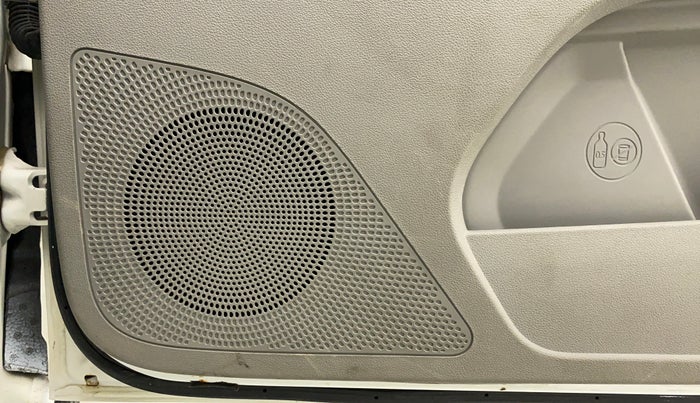 2019 Tata Tiago XZ DIESEL, Diesel, Manual, 29,229 km, Infotainment system - Front speakers missing / not working