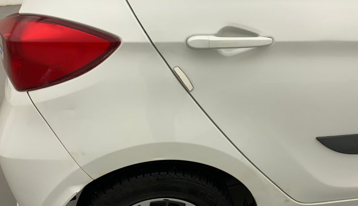 2019 Tata Tiago XZ DIESEL, Diesel, Manual, 29,229 km, Right quarter panel - Slightly dented