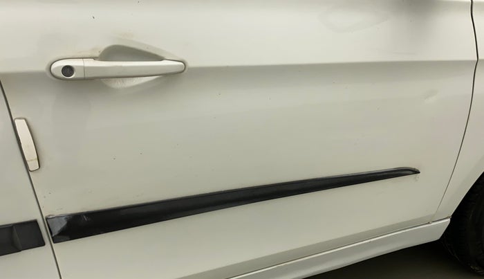 2019 Tata Tiago XZ DIESEL, Diesel, Manual, 29,229 km, Driver-side door - Slightly dented
