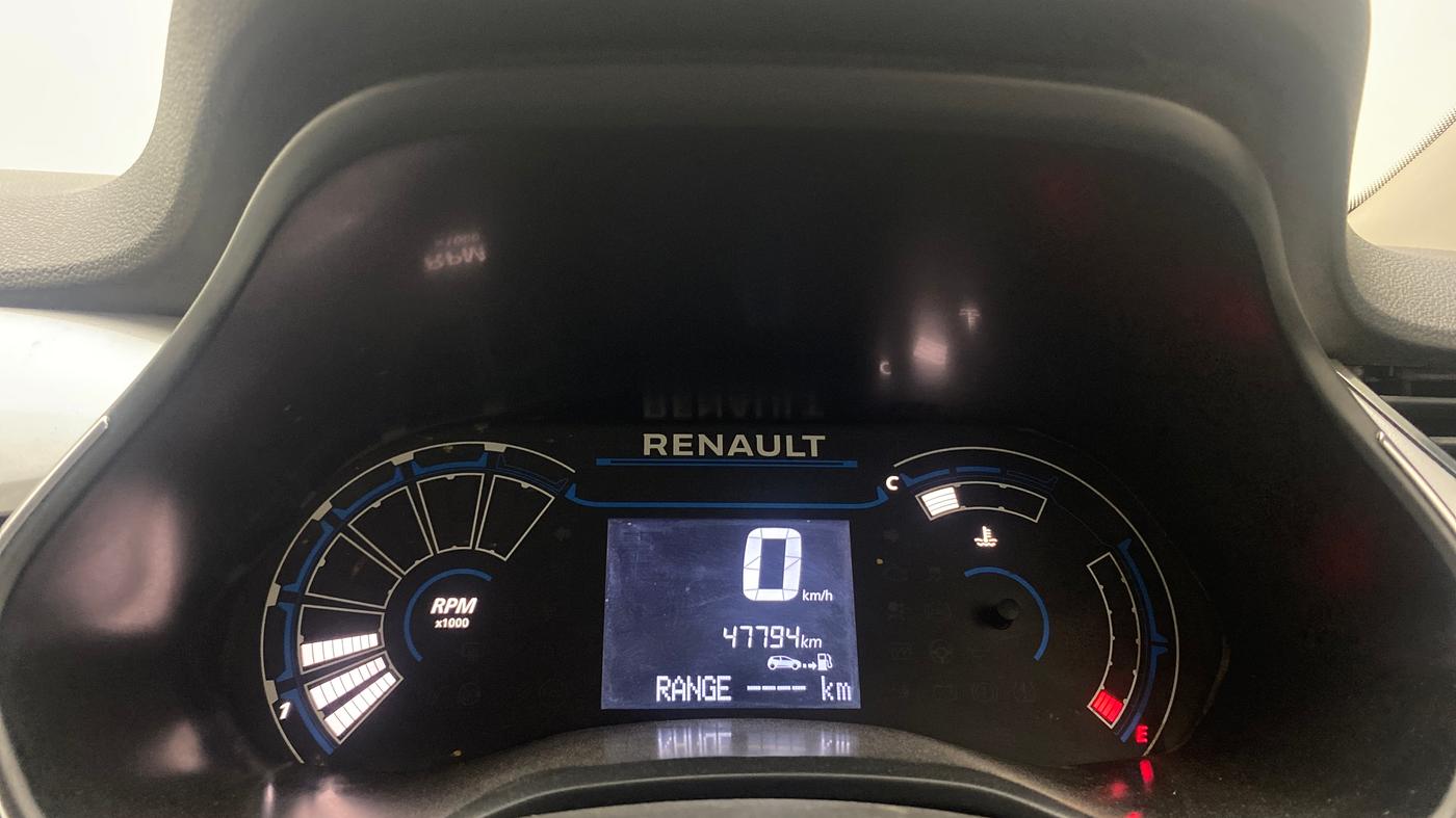 2020 Renault TRIBER RXZ, Petrol, Manual, 47,764 km, Odometer Image