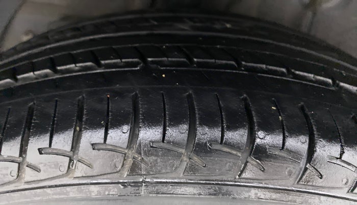 2019 Hyundai Elite i20 1.2 SPORTS PLUS VTVT, Petrol, Manual, 21,663 km, Right Rear Tyre Tread