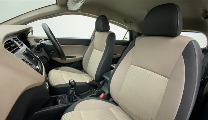 2019 Hyundai Elite i20 1.2 SPORTS PLUS VTVT, Petrol, Manual, 21,663 km, Right Side Front Door Cabin