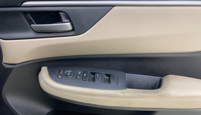 2023 Honda ELEVATE VX CVT, Petrol, Automatic, 48,923 km, Driver Side Door Panels Control