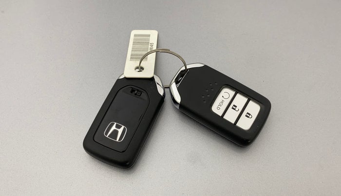 2023 Honda ELEVATE VX CVT, Petrol, Automatic, 48,923 km, Key Close Up